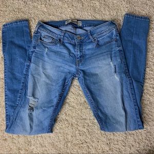 Hollister Minimum Ripped Jeans